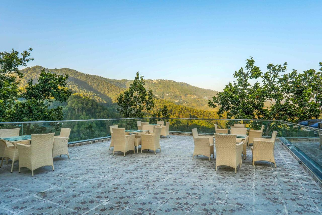 The First View Resort לנסדאון מראה חיצוני תמונה