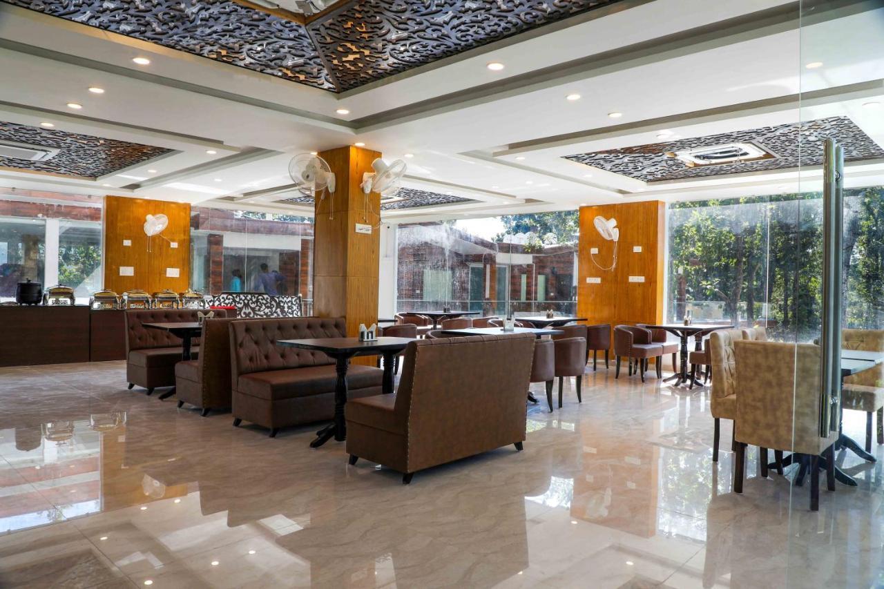 The First View Resort לנסדאון מראה חיצוני תמונה